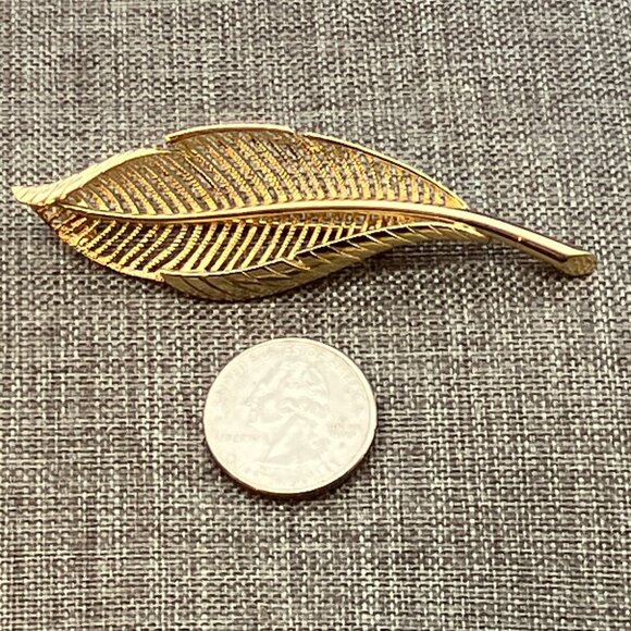 Monet Jewelry - Vintage Monet Leaf Brooch Pin 3.5 In Gold Cut Away Turned Edge Elegant Nature
